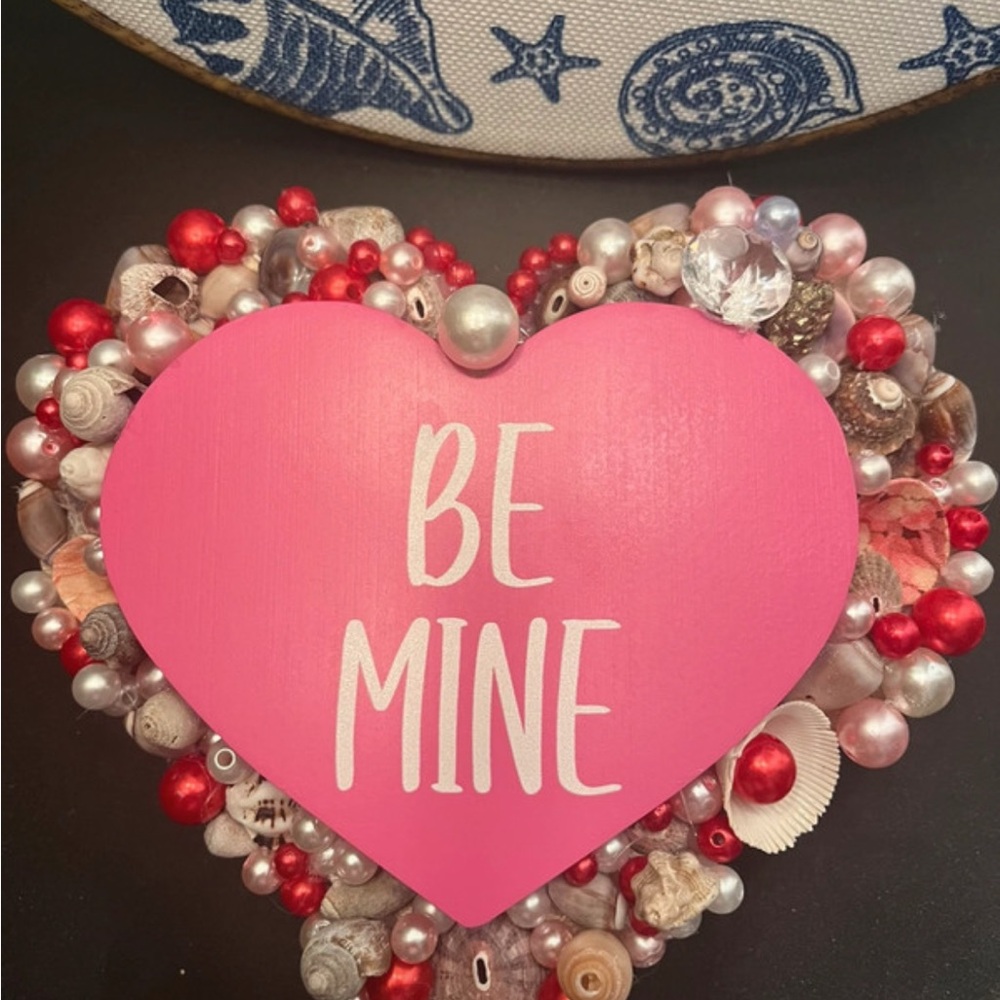 Malibu Shell Pink Heart 'Be Mine' Decor